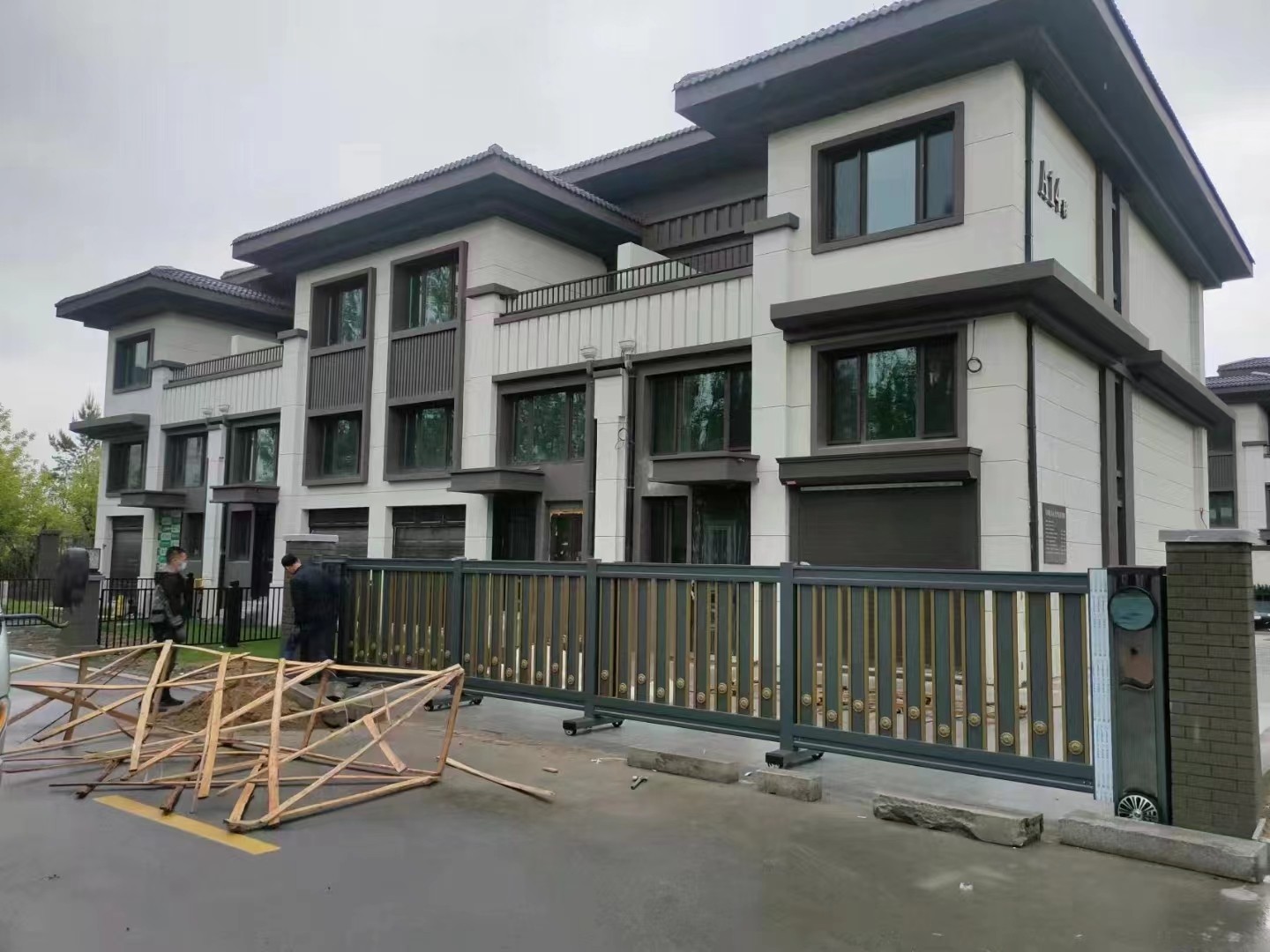 杨舍镇伸缩门电话